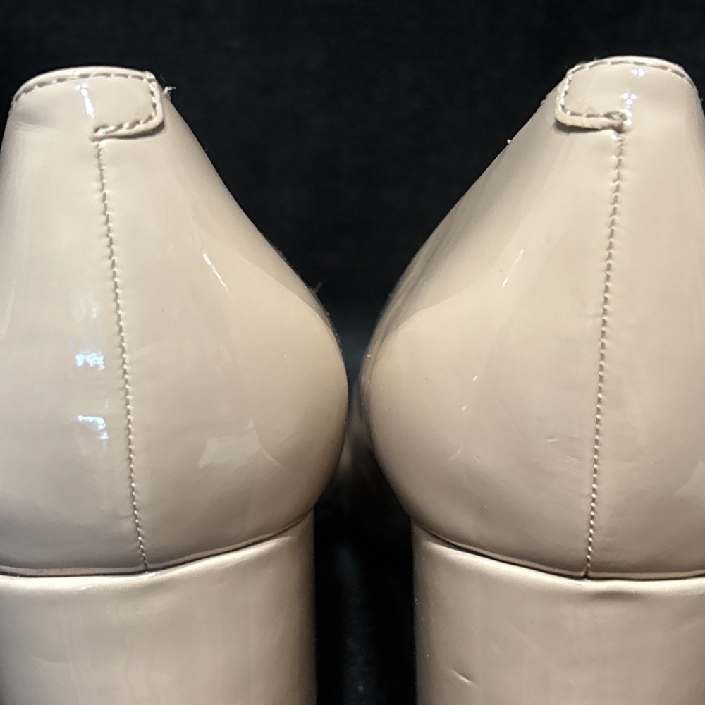 Marc Fisher Caitlin Pointed Toe Slip On Pumps Block Heels Beige Women's 10 EUC - Picture 13 of 15